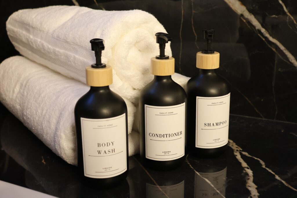 Toallas y amenidades de baño en Casa Luna